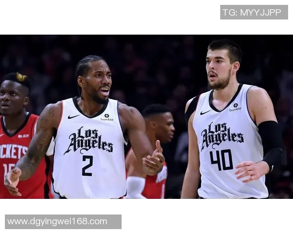 美记：步行者致电快船寻求交易祖巴茨，加福德也是其心仪对象