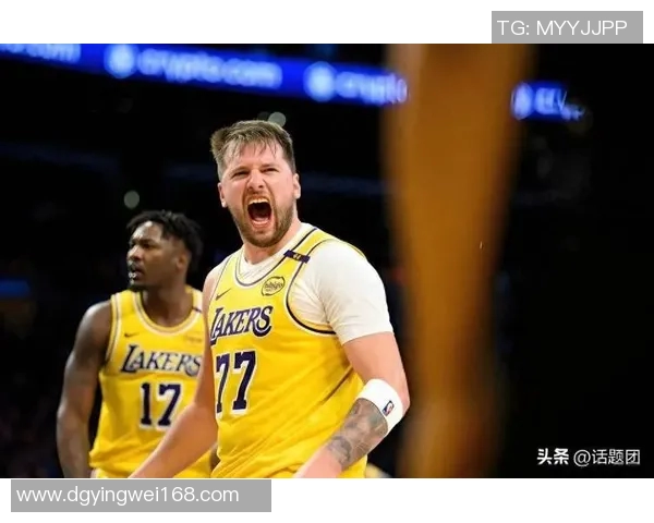 湖人队出现4个铁匠,东契奇25投7中命中率低,核心球员准星严重下滑引发关注 湖人队出现4个铁匠,东契奇25投7中命中率低,核心球员准星严重下滑引发关注